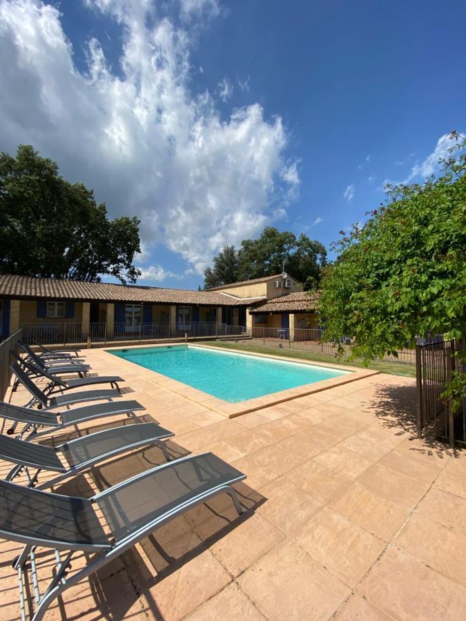 Appartements " Le Clos De La Cerisaie" Castillon-du-Gard Exterior foto